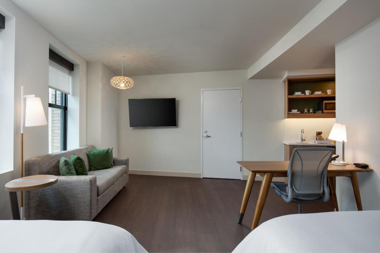 Hotel Element At The Metropolitan Detroit